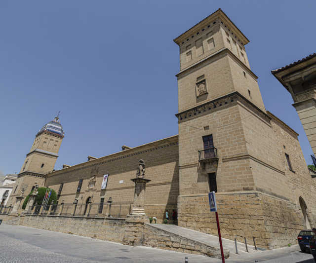 Jaén - Úbeda 051 - Hospital de Santiago.jpg